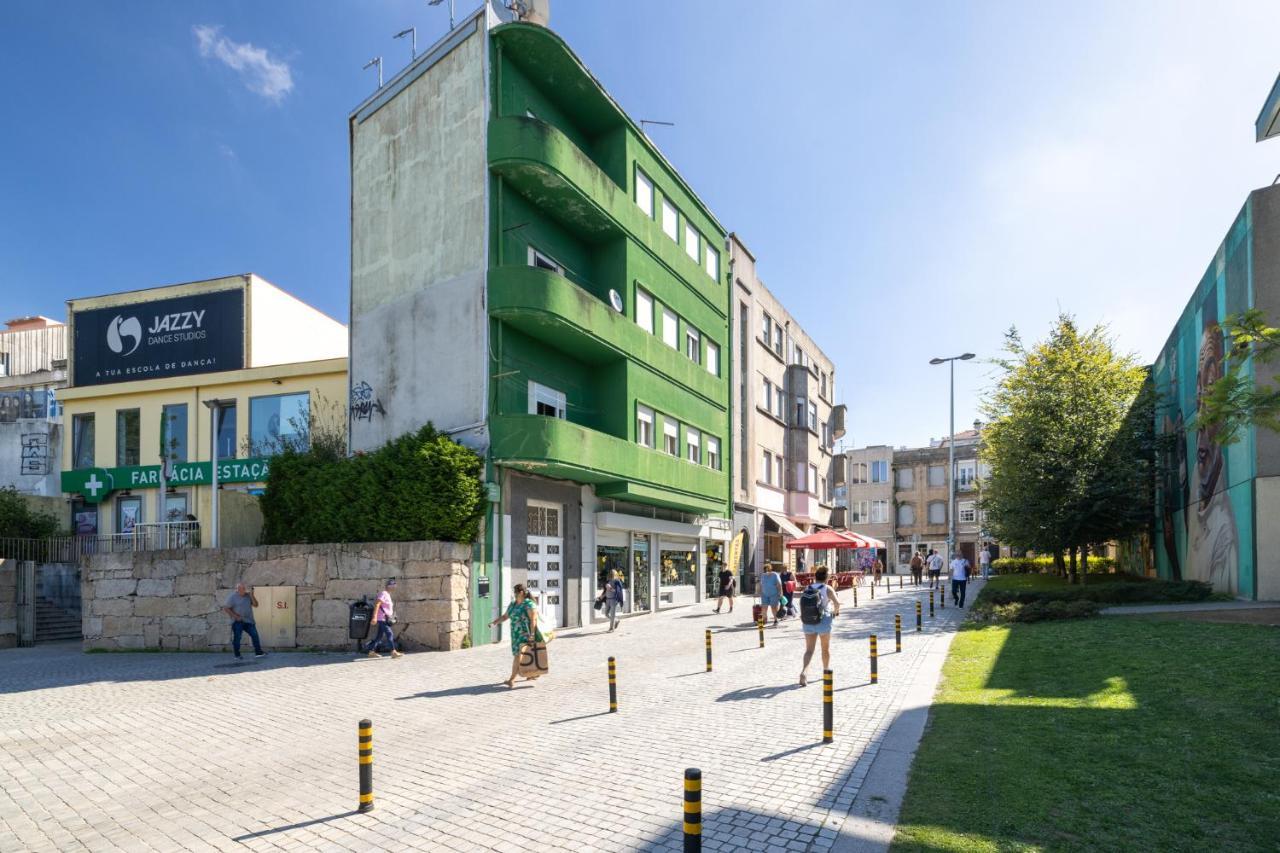 Downtown 2 Minutes By Walk To Center And Metro-Direct To Airpot T4 Apartment Порто Екстериор снимка